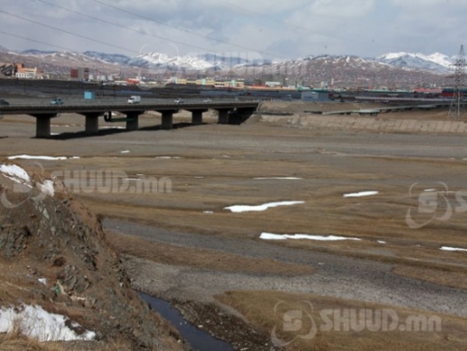 Туул голын хэв хуурай сайр болоод байна 