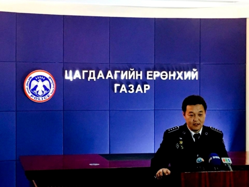 Хүүхдээ архиар солино гэсэн цуурхлын эзнийг шалгаж байна